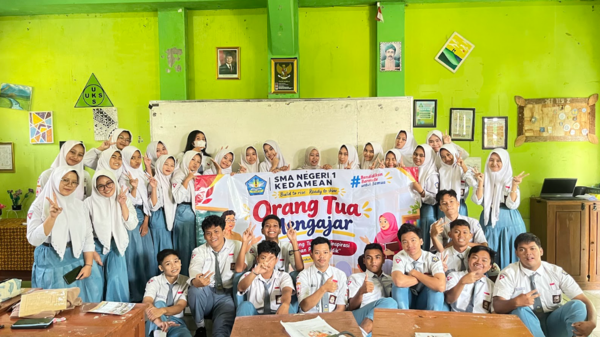 Wali Murid Mengajar 
